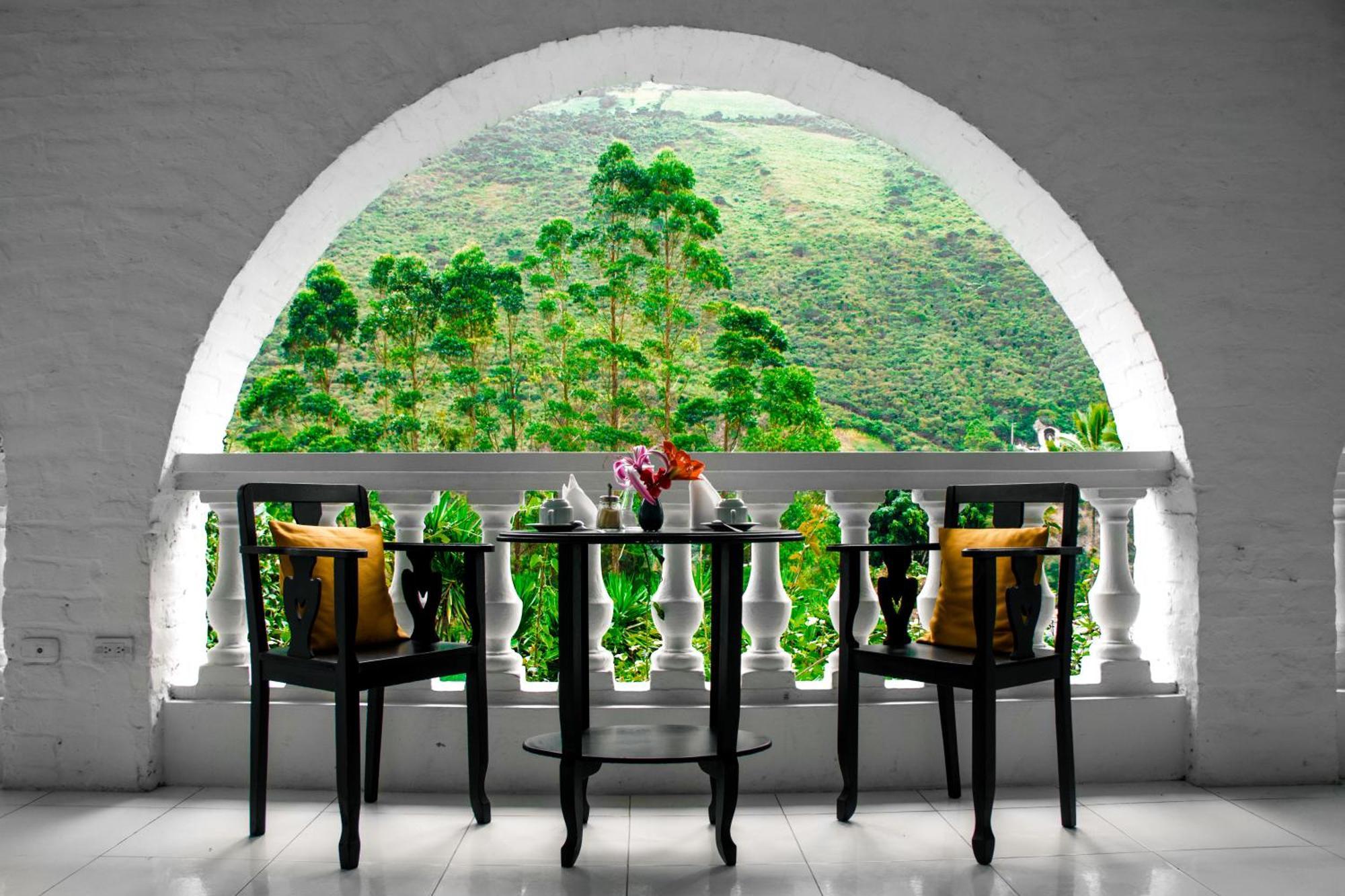 Hosteria La Eterna Primavera Huigra Bagian luar foto