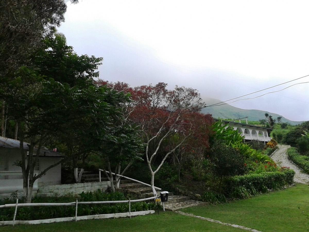 Hosteria La Eterna Primavera Huigra Bagian luar foto