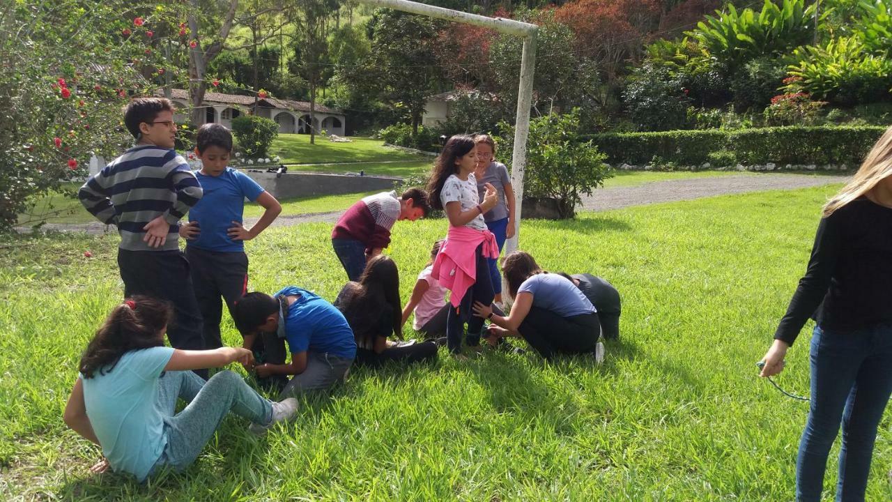Hosteria La Eterna Primavera Huigra Bagian luar foto