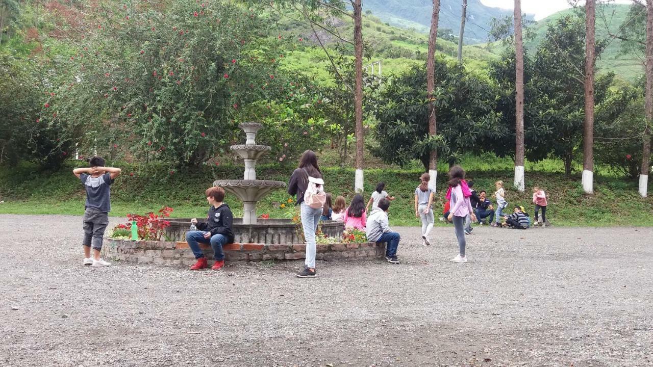 Hosteria La Eterna Primavera Huigra Bagian luar foto