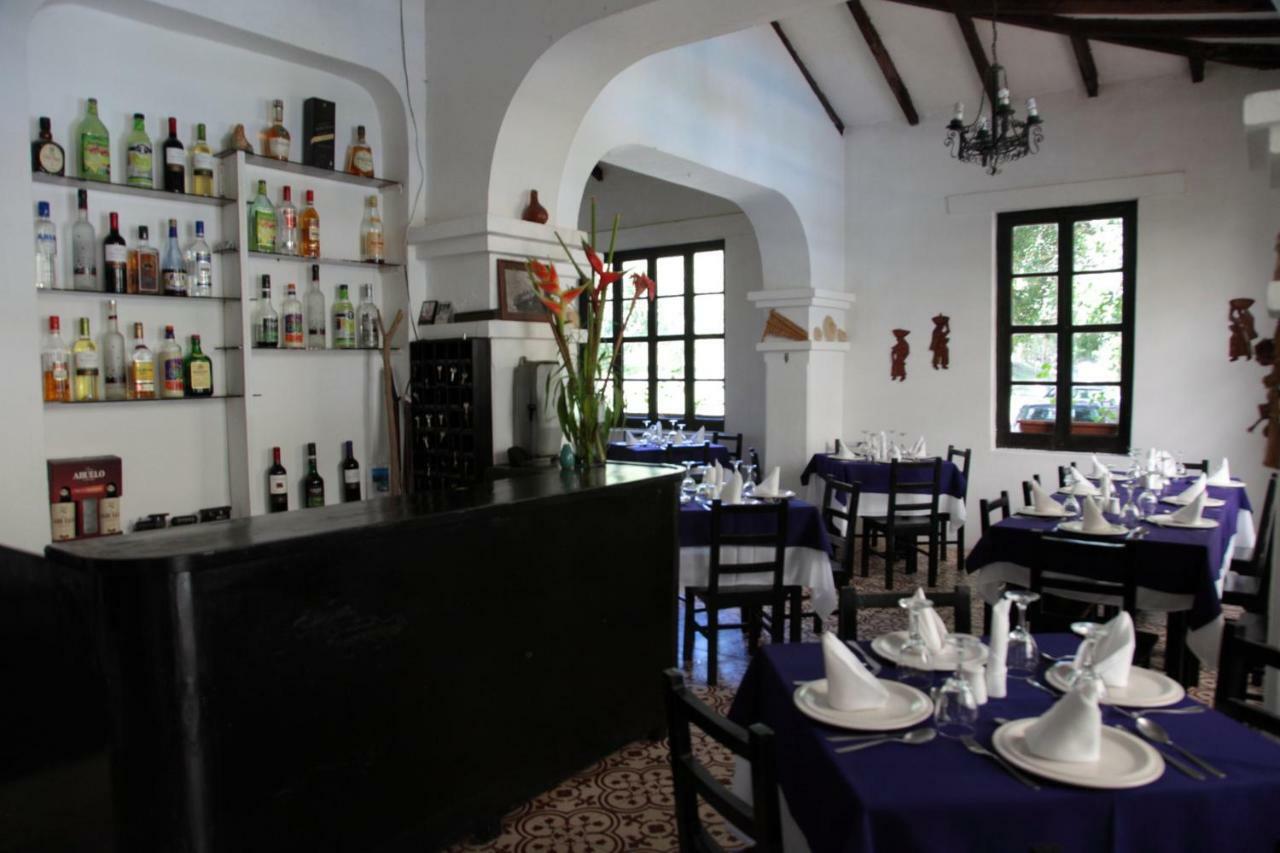 Hosteria La Eterna Primavera Huigra Bagian luar foto